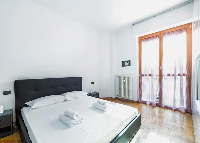 Cenisio M5 Lovely - With Balcony! Lejlighed