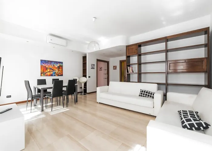 Lejlighed Cenisio M5 Lovely - With Balcony! Milano