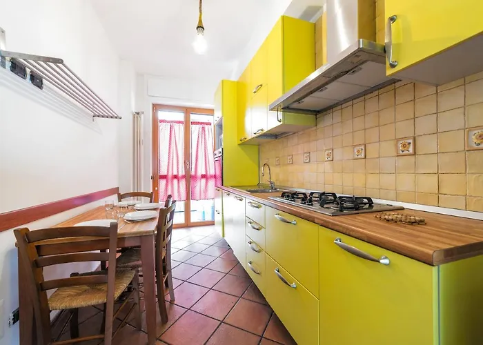 Lejlighed Cenisio M5 Lovely - With Balcony! *