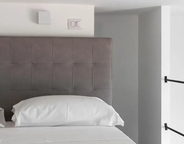 Hostmate - - Via Chiese - Bicocca Apartament