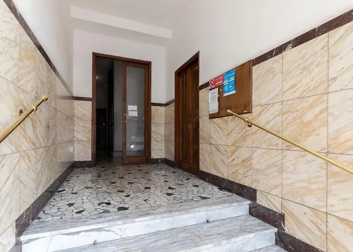 La Veranda - Bright Floor With Views Of The Madonnina Appartamento Milano