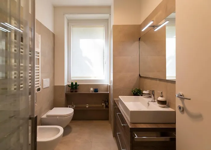 West - Modern And Comfortable *