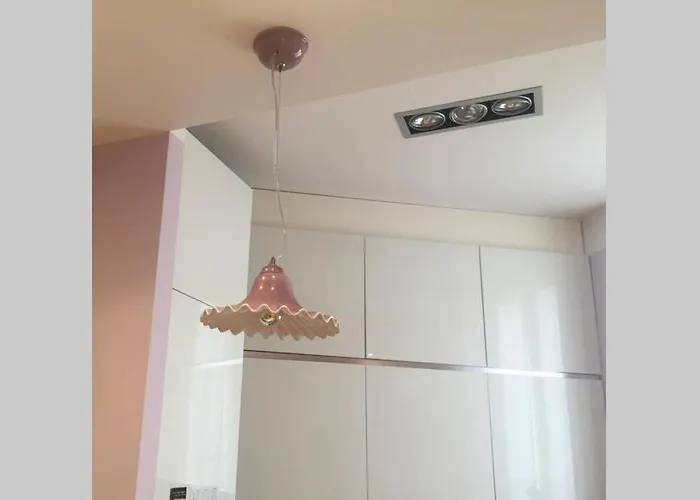 Squisito In Stabile Vecchia 아파트 *