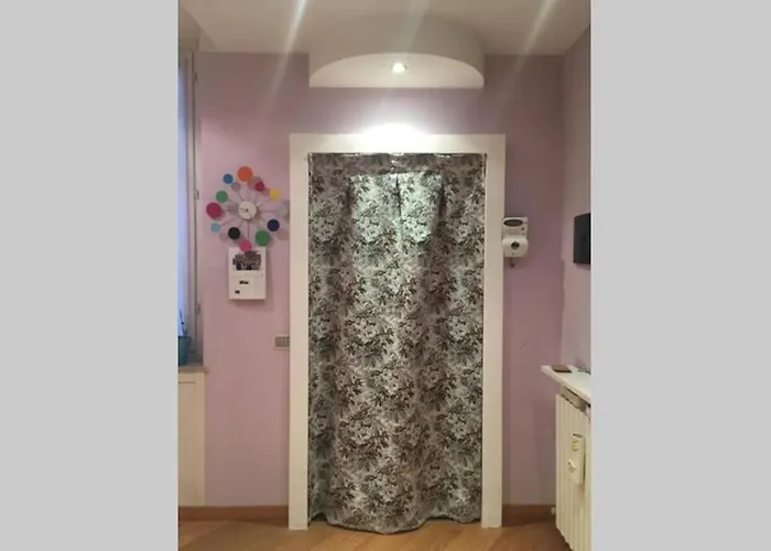 Squisito In Stabile Vecchia Daire Milano