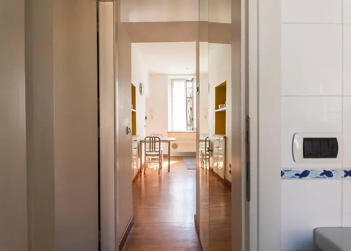 Youhosty - San Gottardo 13 * Milano