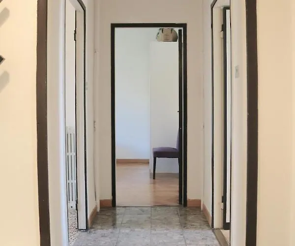 Sant Ambrogio Mansion - Via Olona Διαμέρισμα *
