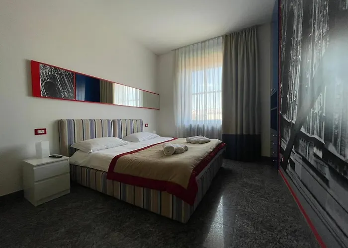 Camperio & Colorful In Cordusio