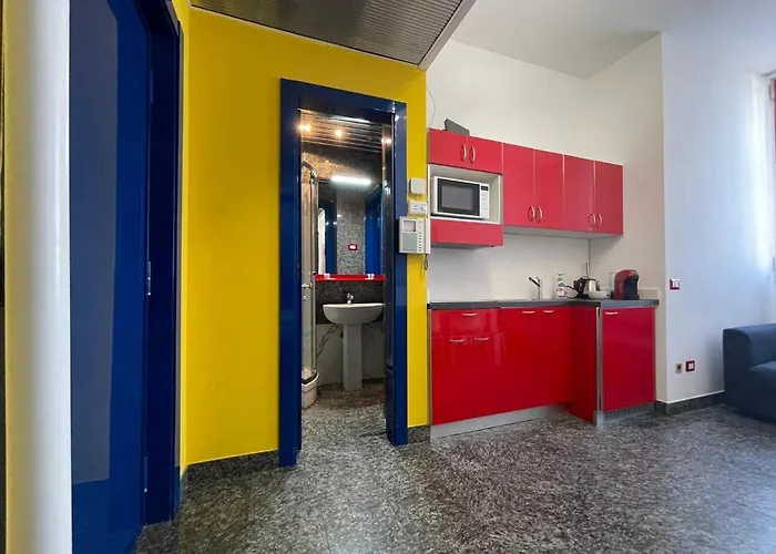 Camperio & Colorful In Cordusio Milán