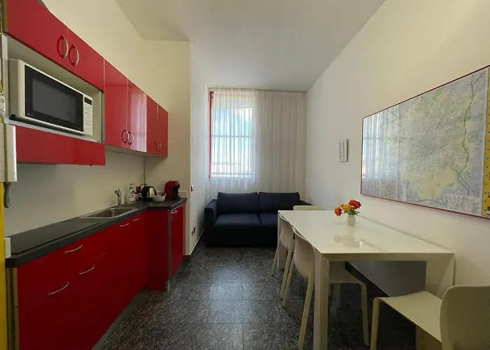 Camperio & Colorful In Cordusio *