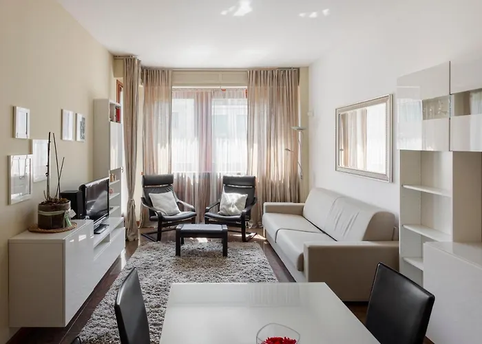 Hostmate - Milano- Viale Teodorico *