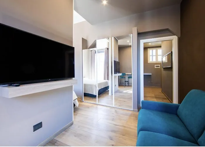 Amazing New With Beautiful View From Moscova Group Mailand