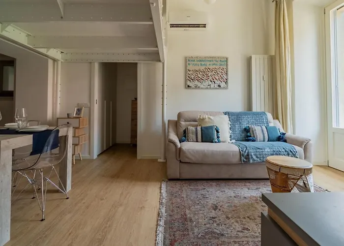 The Rent - Lovely Loft With Balcony Near Piazza Vetra