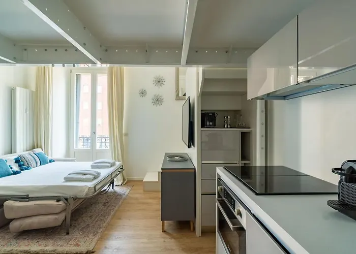 شقة The Rent - Lovely Loft With Balcony Near Piazza Vetra *