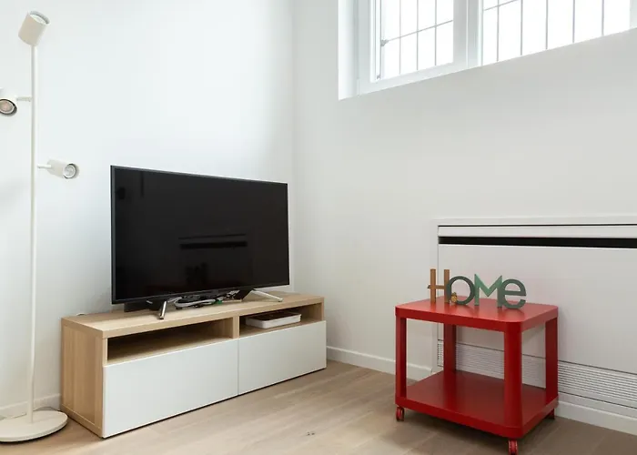 Joivy Solari Tolstoj Apartman