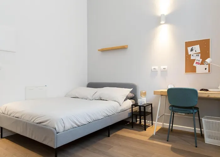 アパート Joivy Solari Tolstoj *