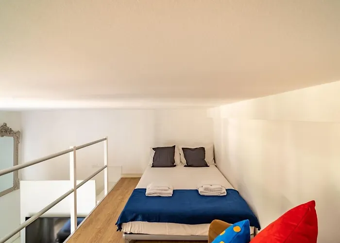 شقة The Rent - Lovely Loft With Balcony Near Piazza Vetra ميلان