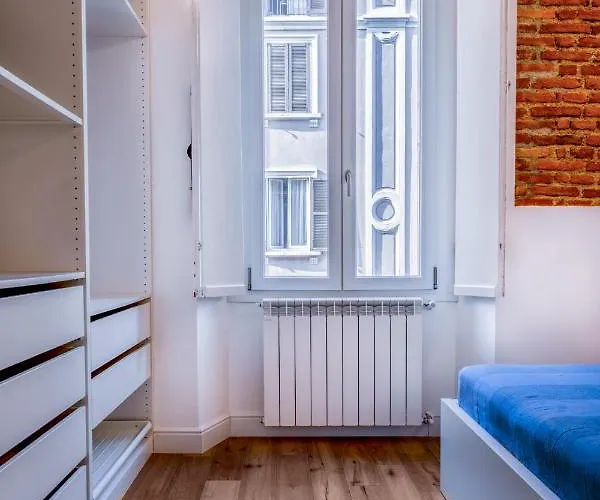 Unique In Center Milão