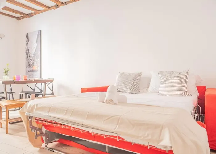 The Rent - Lovely One-bedroom In Porta Venezia *