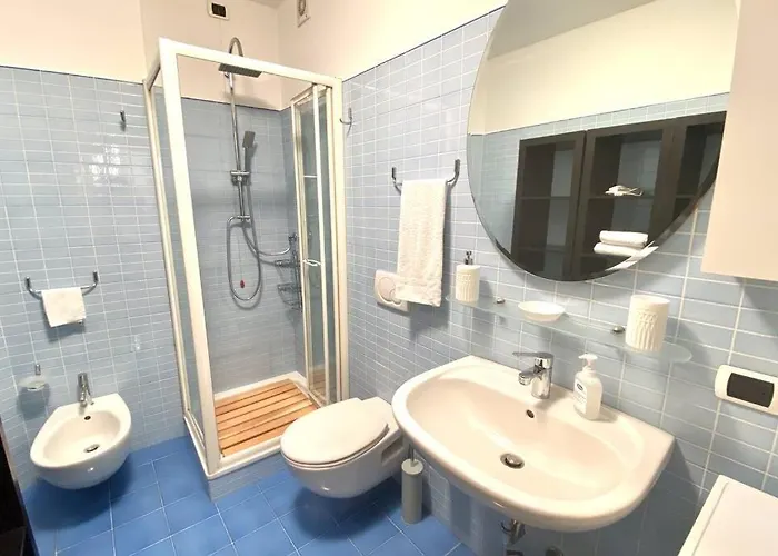 Boutique In Center: Duomo Scala