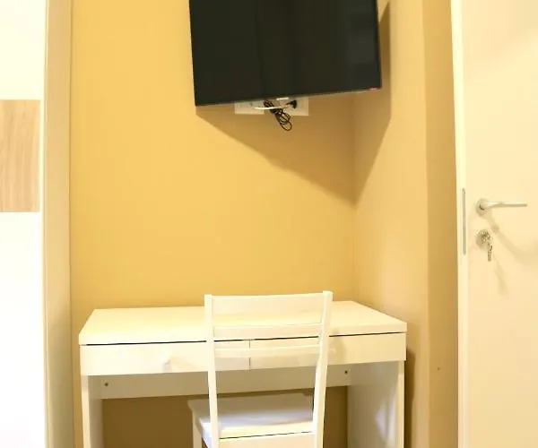 Portello Double Flat - 3 People