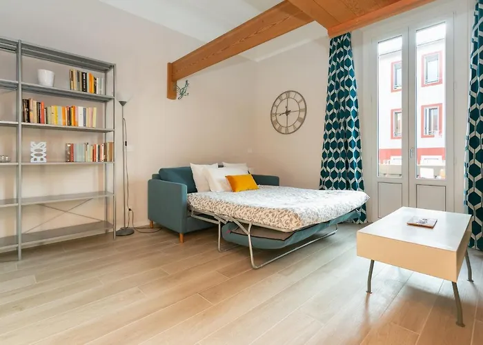 The Rent - Stylish Loft In The Center Of 아파트