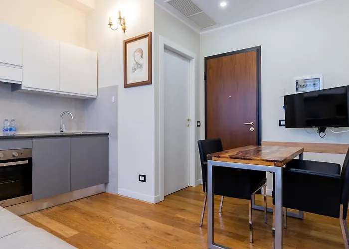 Retreats Cadorna Duomo Apartment