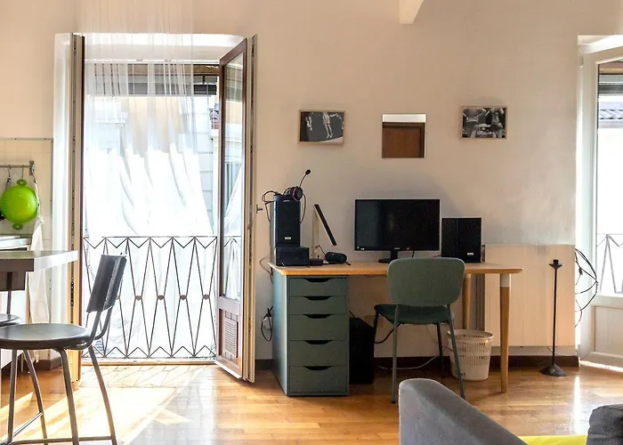 Monolocale Zona Navigli Milan