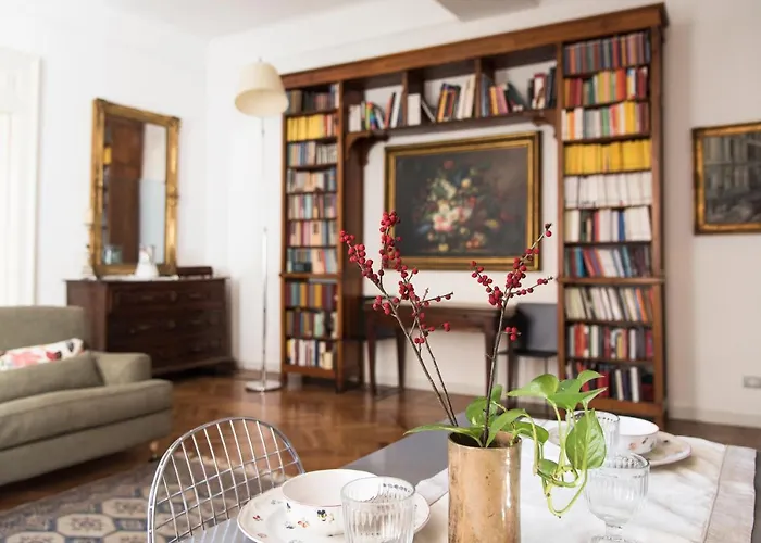 Appartement Sophisticated Near Duomo Milan