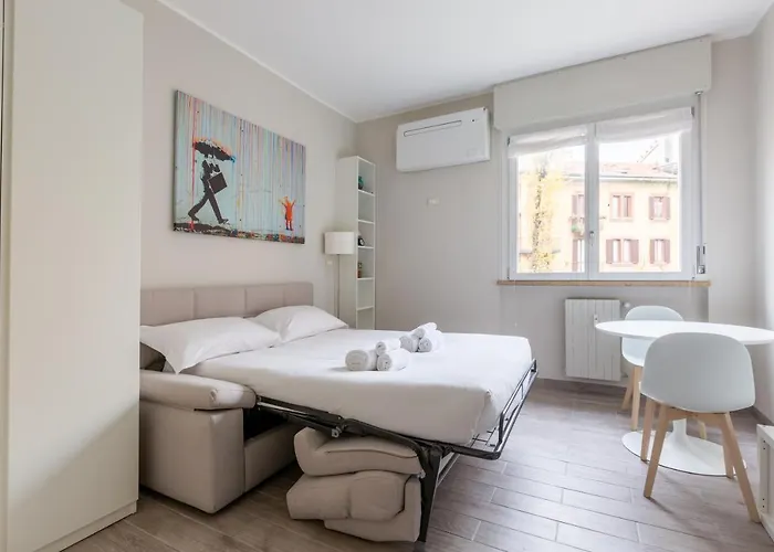 Bnbutler - Panizza - Grazioso Monolocale, Posizione Elegante E