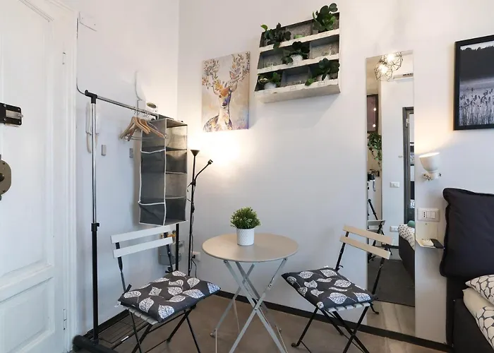 Primopiano - Schiaparelli C Flat * מילאנו