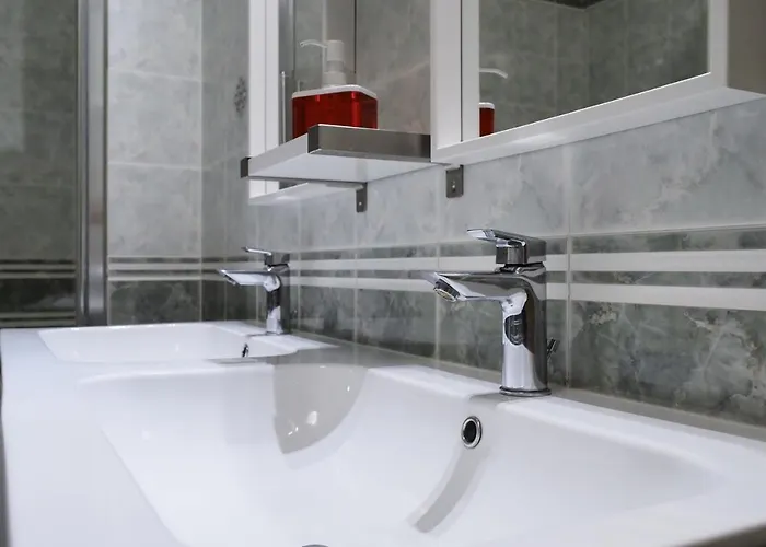 דירה Primopiano - Via Pavia מילאנו