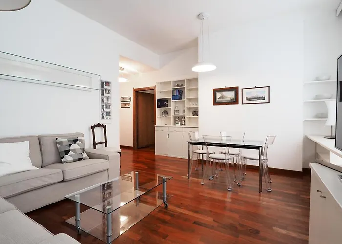 Duomo Luxury Vi * Милан