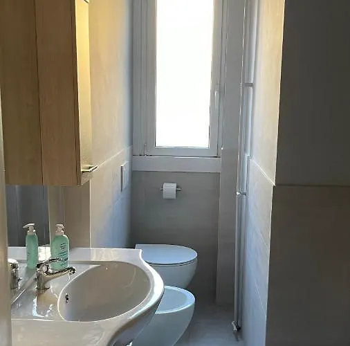 아파트 Stilish Few Steps From The Underground *