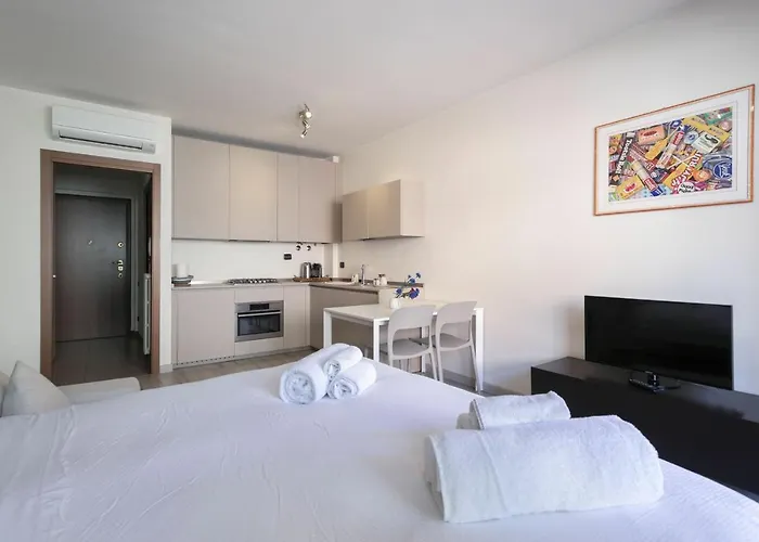 Lejlighed Pastorelli - With Parking - By Halldis Milano