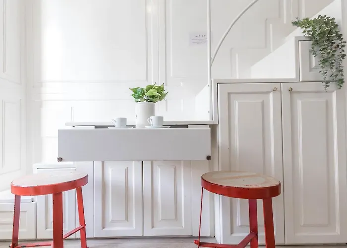 Joivy Lovely For 2 With Balcony Near Duomo Apartmán Milán