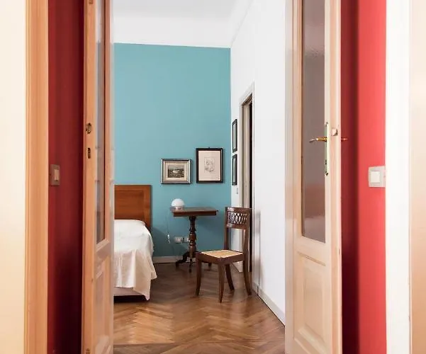 Sophisticated Near Duomo *