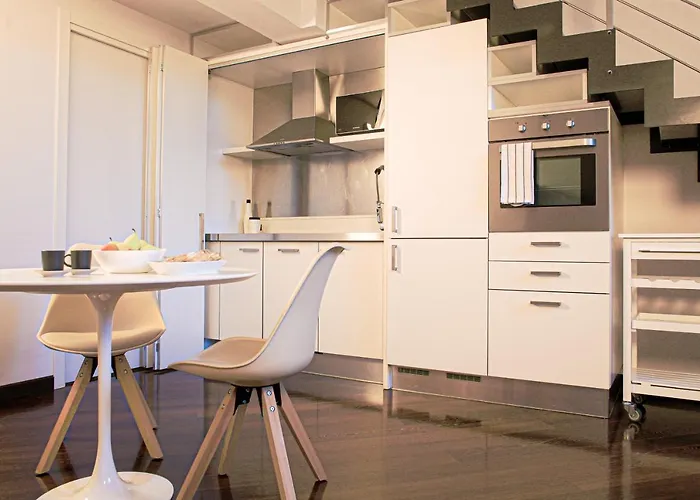 Bnbutler - Bergonzoli - Modern And Bright Near Station Milano