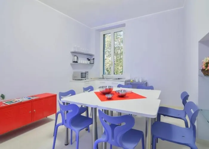 Bacone Liberty Olimpia * 밀라노