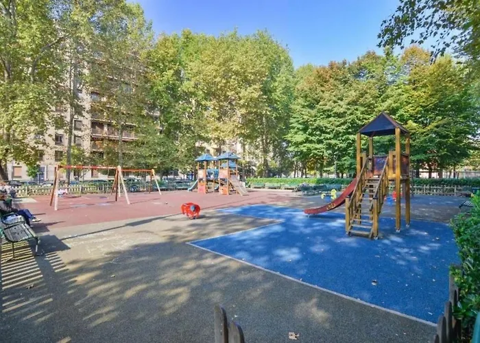 Bacone Liberty Olimpia * 밀라노