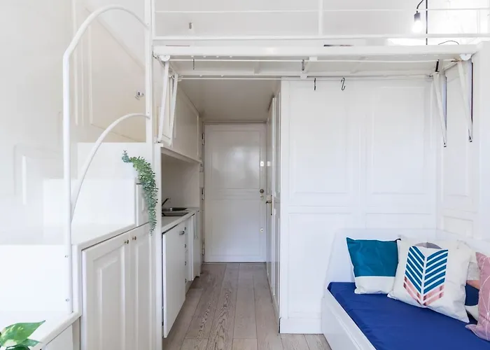 Joivy Lovely For 2 With Balcony Near Duomo * Milán