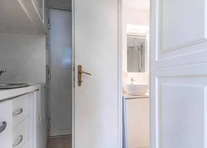 Joivy Lovely For 2 With Balcony Near Duomo Milán