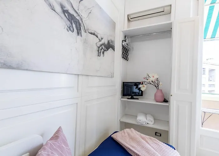 Joivy Lovely For 2 With Balcony Near Duomo