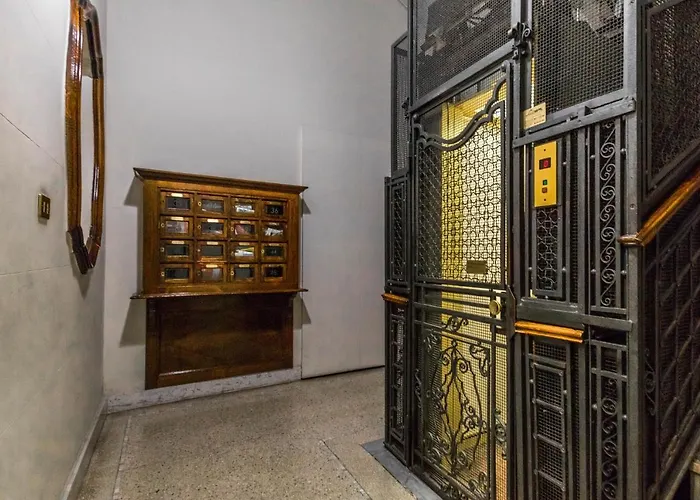 Joivy Lovely For 2 With Balcony Near Duomo Milán