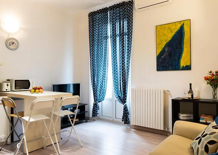 Апартаменты Cosy - Porta Romana M3 *