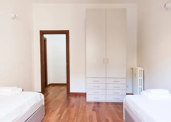 Apartment Youhosty - Lomazzo C 3