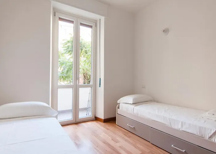 Youhosty - Lomazzo C 3 *