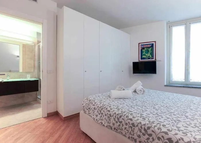 Brera Area Lovely Close To Piazza Duomo