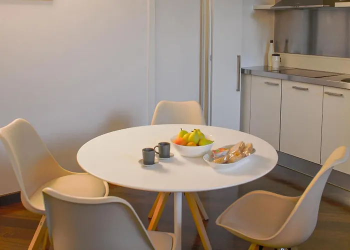 Bnbutler - Bergonzoli - Modern And Bright Near Station Appartamento *