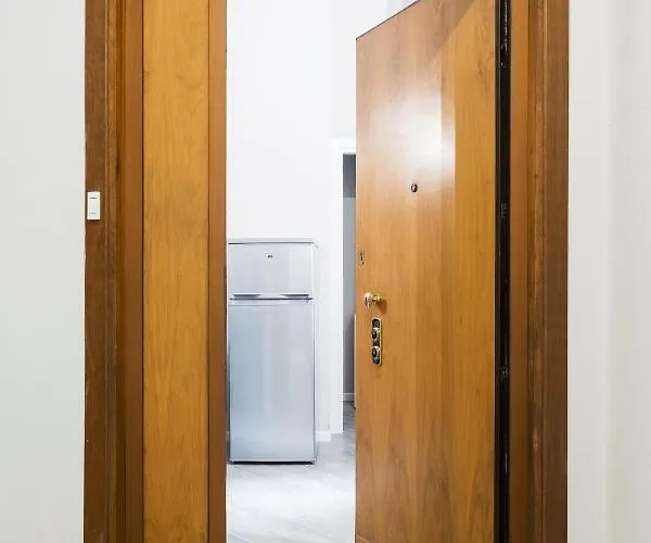 Hostmate - - Via Sapeto - Sant'ambrogio Apartament Mediolan