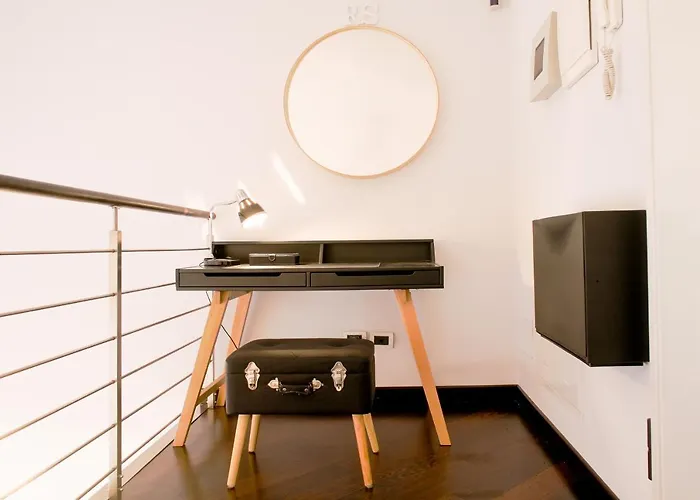 Bnbutler - Bergonzoli - Modern And Bright Near Station *